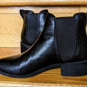 Steve Madden Dares booties